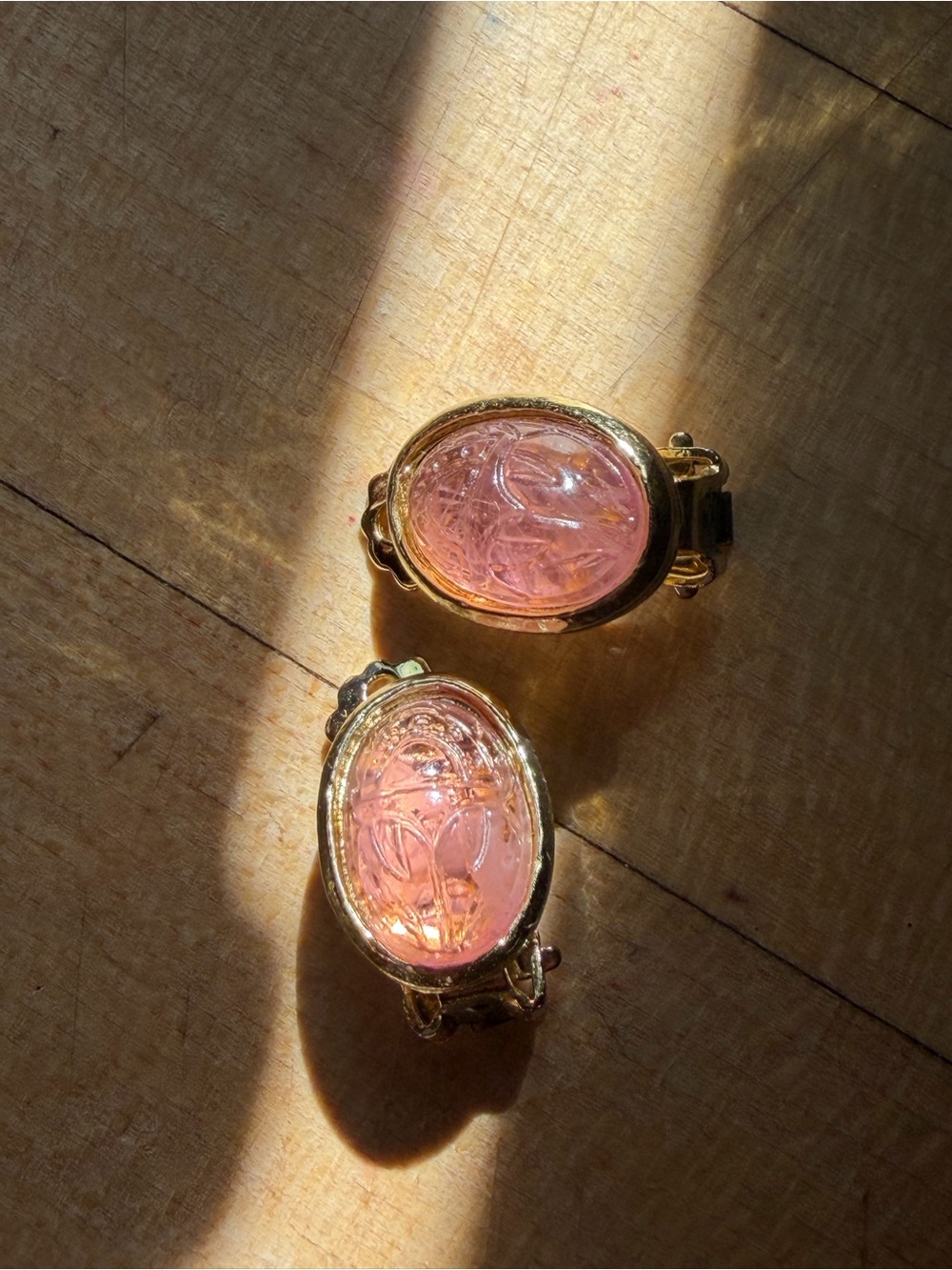 Vintage Egyptian Revival Pink Glass Scarab Clip-On Earrings Gold Translucent